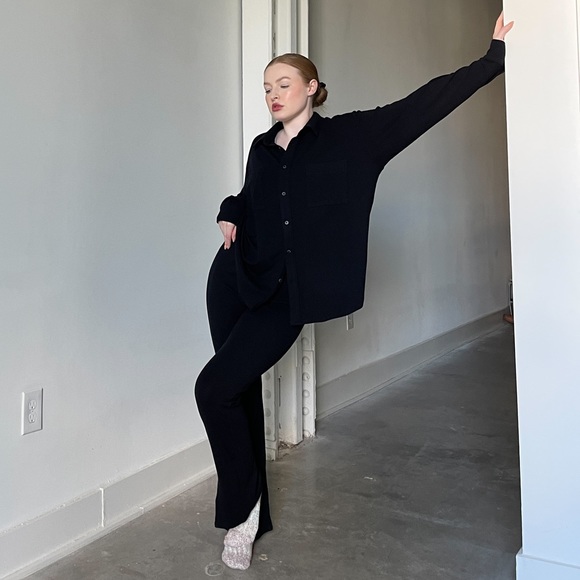 Richer Poorer ribbed button up lounge top size S - Picture 6 of 8